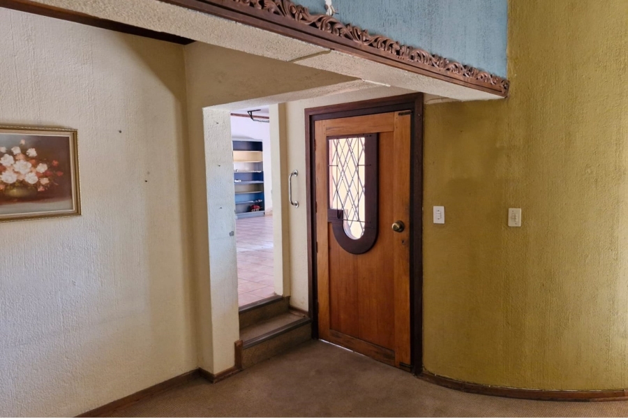 4 Bedroom Property for Sale in Wilkoppies North West